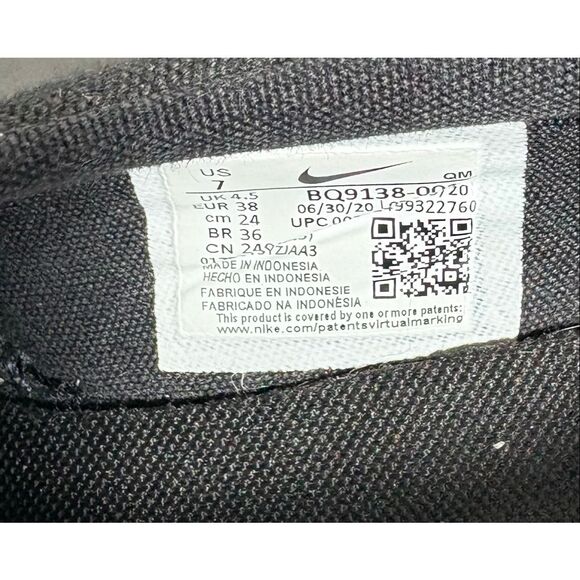 Nike Court Royale Woman’s Slip-On Shoes Size 7 - Picture 9 of 9